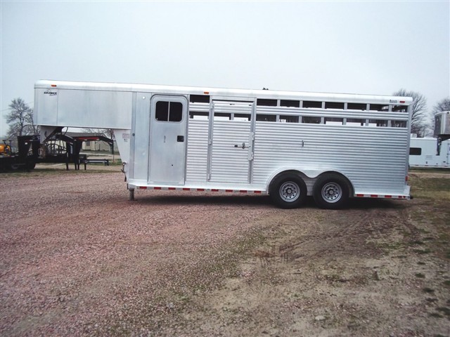2002 Sooner 7' x 20' Stock Combo Gooseneck Stock/Combo horses